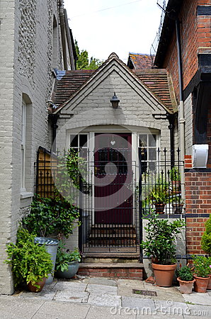 hth华体官方下载app-
适合二类电商推广的信息流广告平台有哪些?各有什么优劣势?(图4) hth华体官方下载app