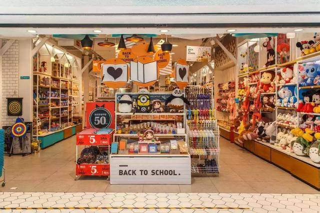 hth华体官方下载app-奉和杜员外扈从教阅(图2) hth华体