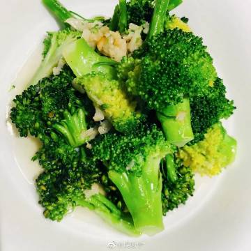 【hth·华体】《哈哈农民》的海报文案,我给101分!(图2) hth华体官方下载app