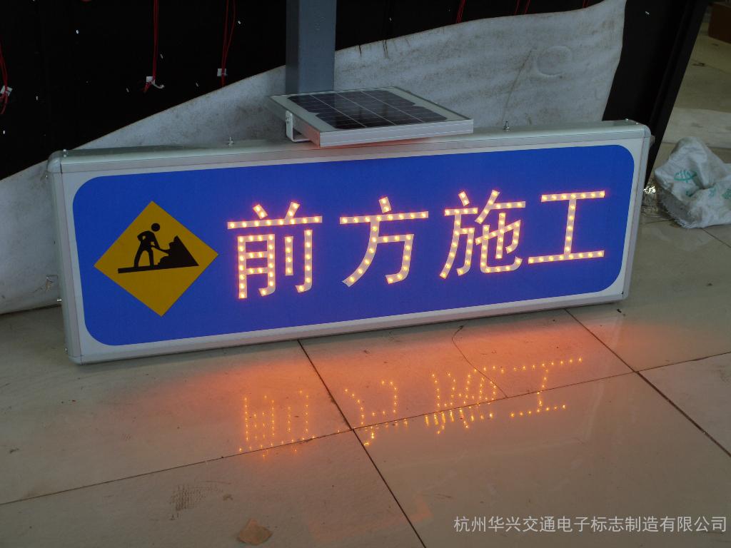 ‘hth华体’
如何设计创意类海报?这8大绝招帮你搞定(图3) hth·华体